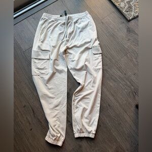 Vuori Boyfriend Cargo Joggers